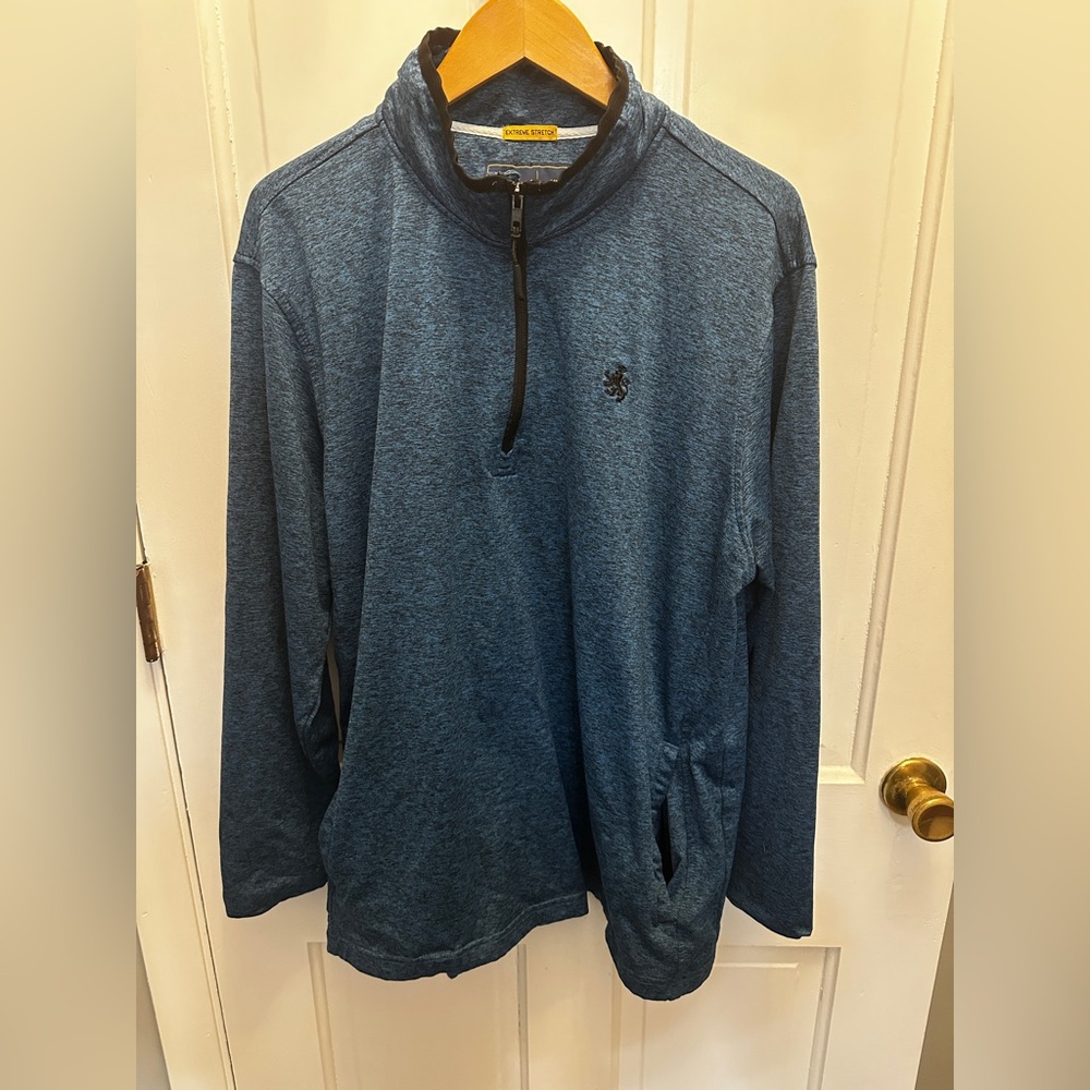 Nice 1/4 zip Men Pullover XL. Extreme stretch and side pockets.